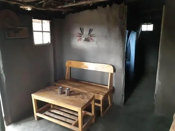 Traditional Kulübe