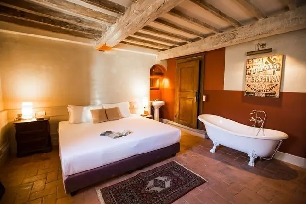 Deluxe Tek Büyük Yataklı Oda