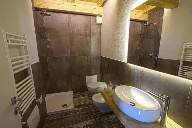Tek Büyük Yataklı Oda, Özel Banyo (External)