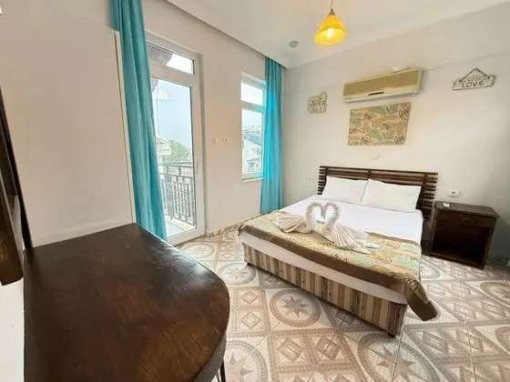 Daire-Tek Yatak Odalı, Bahçe veya Sokak Manzaralı, 1. Kat