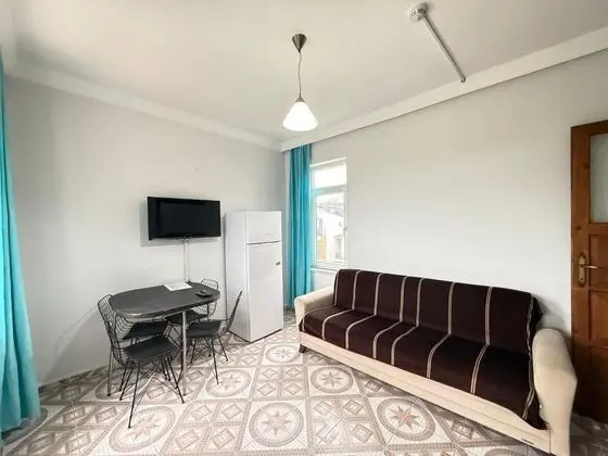 Daire-Tek Yatak Odalı, Bahçe veya Sokak Manzaralı, 1. Kat