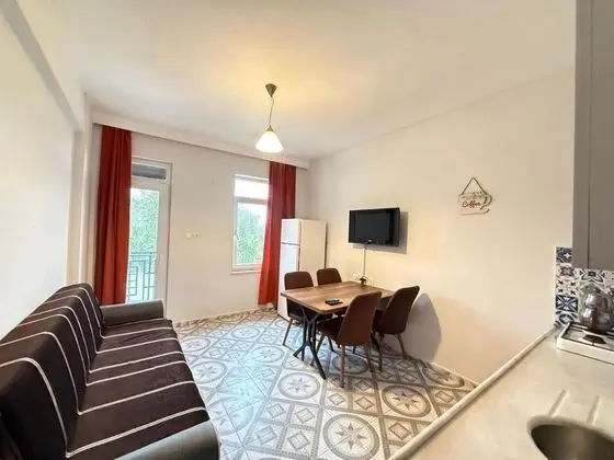 Standart Oda, Havuz ve Bahçe Manzaralı, 1. Kat