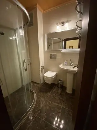 Standard Büyük Yataklı Tek Kişilik Oda