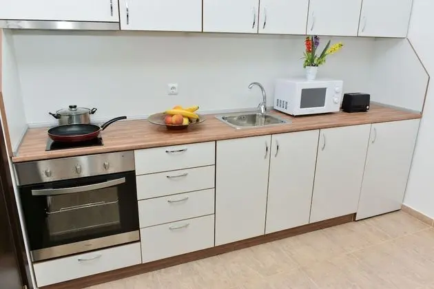 Apart Daire, 1 Yatak Odası, Balkon, Havuz Manzaralı (Kitchenette )