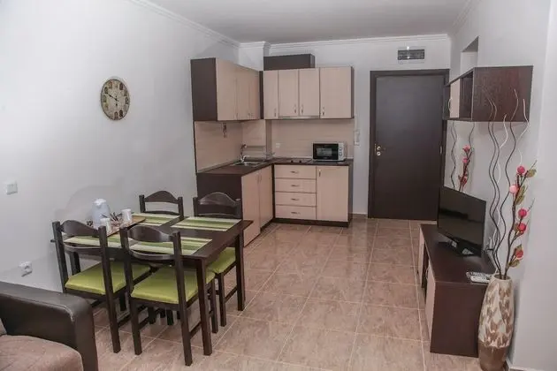 Stüdyo, Balkon, Havuz Manzaralı (Kitchenette )