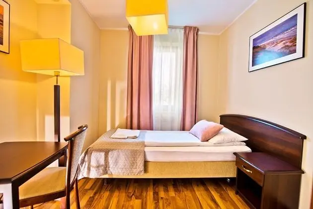 Süit (for 3 people)