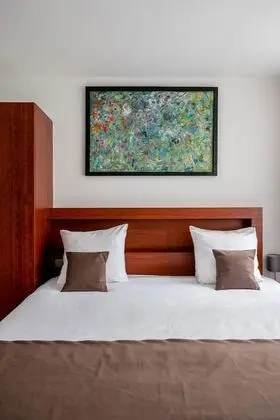 Tek Büyük veya İki Ayrı Yataklı Oda