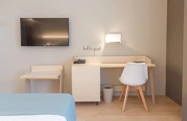 Tek Büyük veya İki Ayrı Yataklı Oda