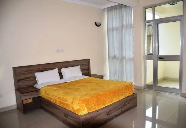 Comfort Tek Büyük Yataklı Oda