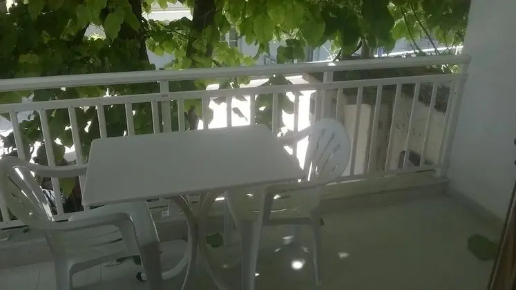 Stüdyo, Balkon