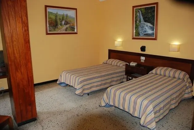 Tek Büyük veya İki Ayrı Yataklı Oda