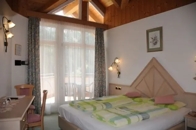 Classic Tek Büyük Yataklı Oda (2 pax)