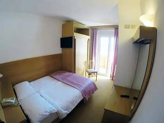 Tek Kişilik Oda