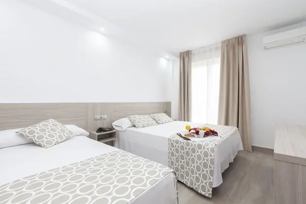 Dört Kişilik Oda