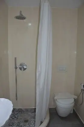 Tek Büyük Yataklı Oda, Bahçe Manzaralı