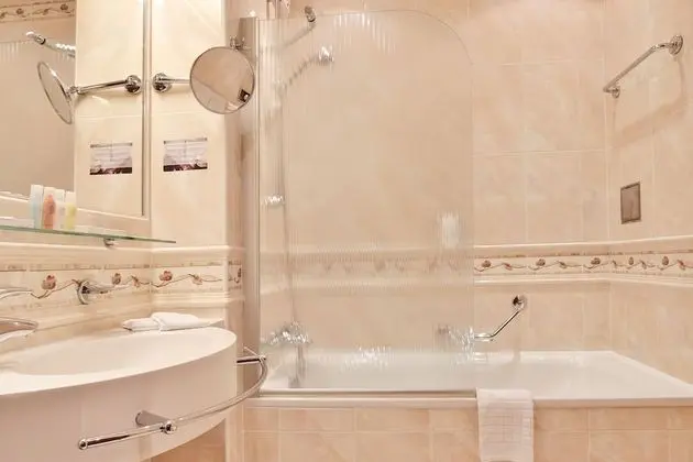Comfort Tek Büyük veya İki Ayrı Yataklı Oda, 1 Yatak Odası