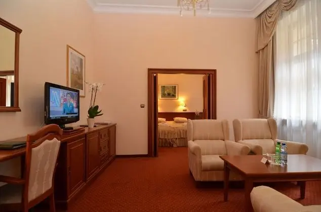 Tek Büyük veya İki Ayrı Yataklı Oda