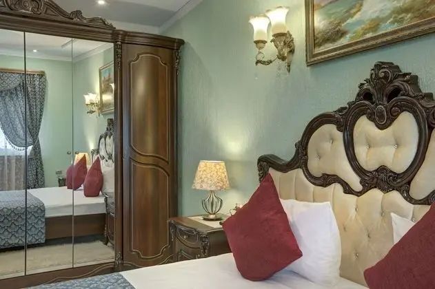 Süit, 1 En Büyük (King) Boy Yatak