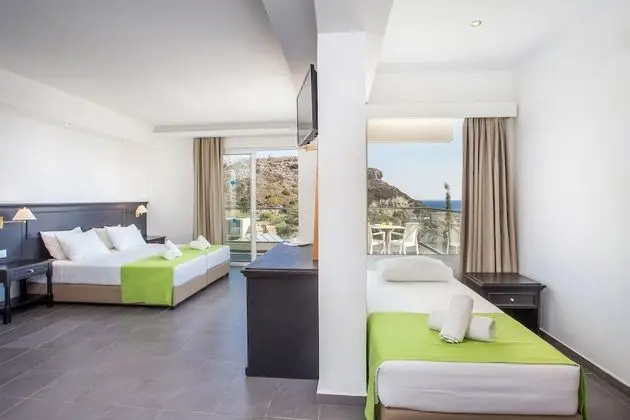 Classic Quadruple Room