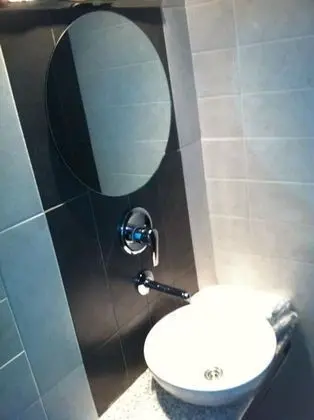 Basic Tek Büyük Yataklı Oda