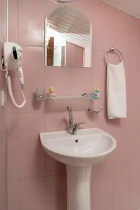Standart Oda, Kara veya Havuz Manzaralı, Balkonlu