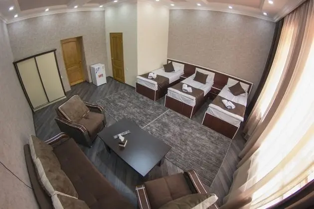 Deluxe Üç Kişilik Oda