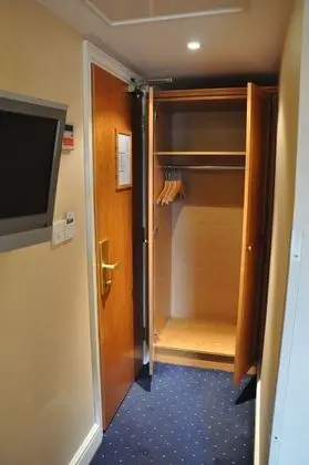 Standard Üç Kişilik Oda