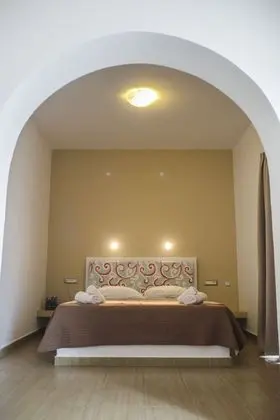 Üç Kişilik Oda, Deniz Manzaralı