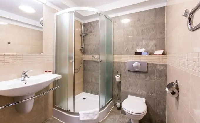 Standard Tek Büyük veya İki Ayrı Yataklı Oda