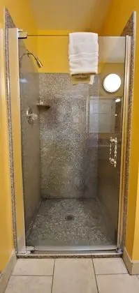 Deluxe Oda, 1 En Büyük (King) Boy Yatak (No Pets)