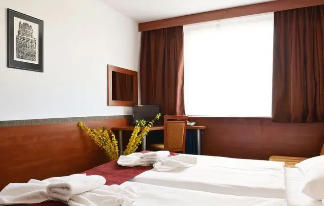 1 Çift Kişilik Veya 2 Tek Kişilik Yatak Standard