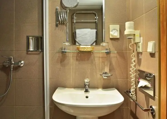 Standard Üç Kişilik Oda