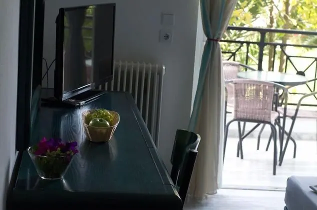 İki Ayrı Yataklı Oda, Bahçe Manzaralı