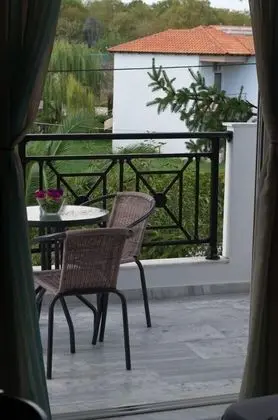 İki Ayrı Yataklı Oda, Bahçe Manzaralı