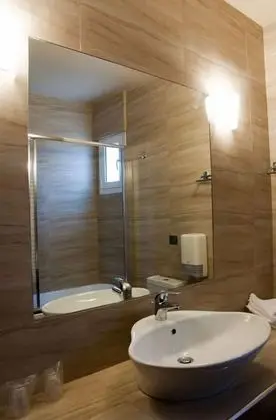Basic İki Ayrı Yataklı Oda