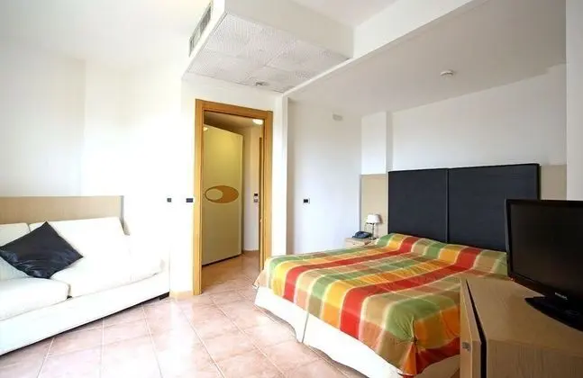 Standard Üç Kişilik Oda