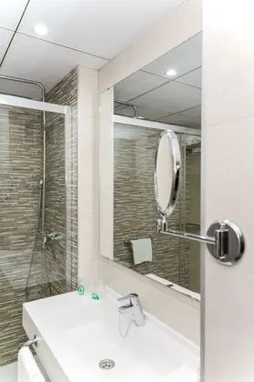 Tek Büyük Yataklı Oda (2 Adults)