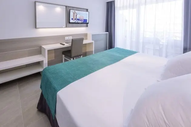 Tek Büyük Yataklı Oda (2 Adults)
