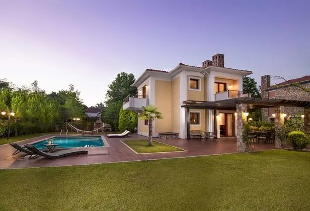Villa (Thetis)