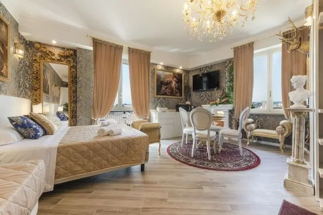 Deluxe Dört Kişilik Oda