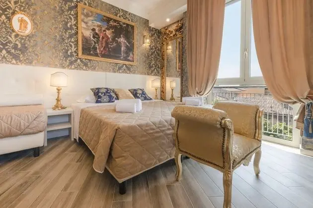 Deluxe Dört Kişilik Oda