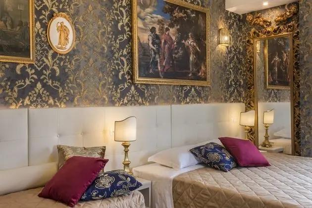 Deluxe Dört Kişilik Oda