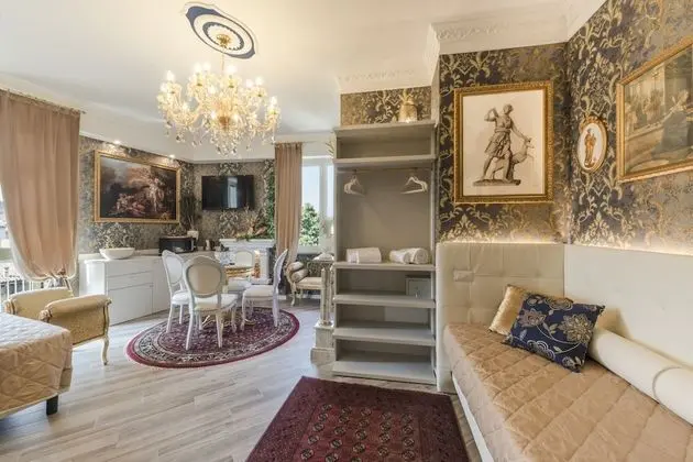 Deluxe Dört Kişilik Oda