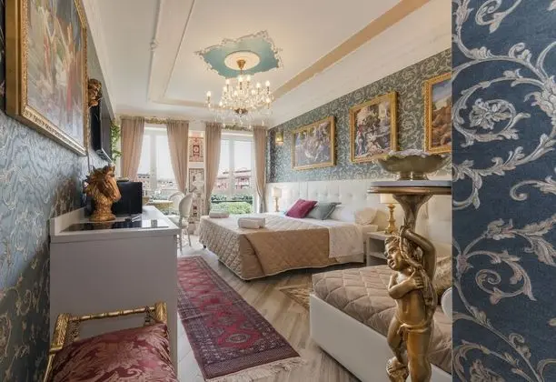 Deluxe Üç Kişilik Oda