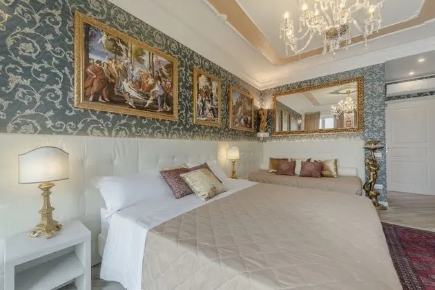 Deluxe Üç Kişilik Oda