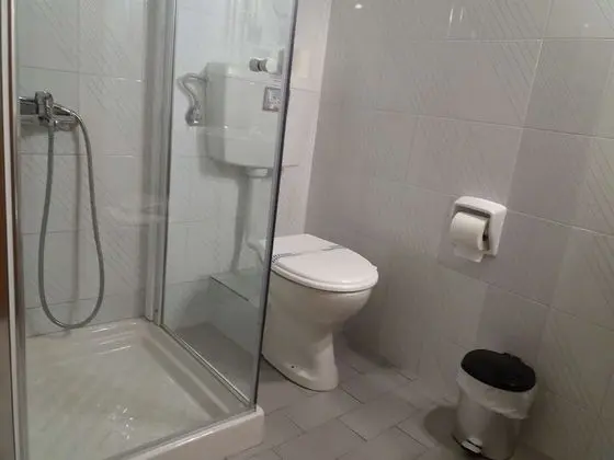 İki Ayrı Yataklı Oda, Dağ Manzaralı