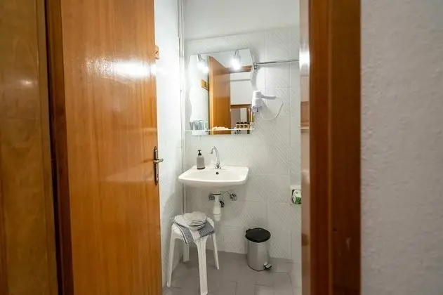 Üç Kişilik Oda, Şehir Manzaralı