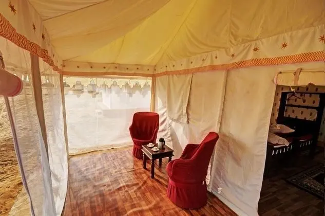 Luxury Çadır, 1 En Büyük (King) Boy Yatak, Sigara İçilmez, Zemin Kat