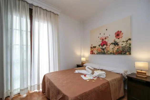 Basic Apart Daire, 3 Yatak Odası, Veranda, Zemin Kat (Univers)