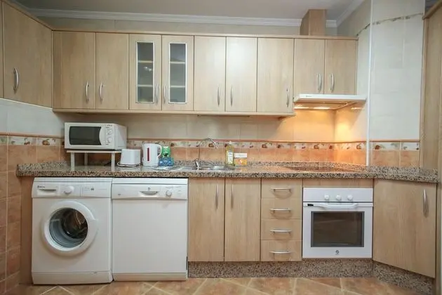 Basic Apart Daire, 3 Yatak Odası, Veranda, Zemin Kat (Univers)